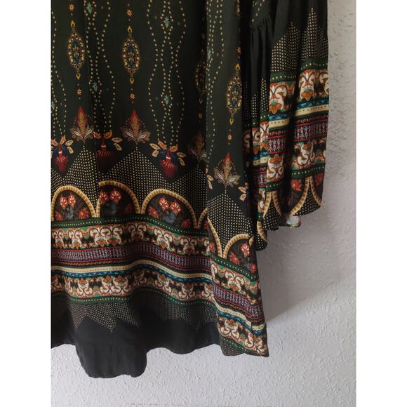 Farm Rio Green Rayon Cut Out Neck & Back Bell Sleeve Mini Swing Dress PP - Picture 3 of 9